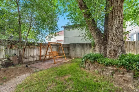 Exterior - 7652 S 520 E, Midvale, UT 84047 photo 5 of 8