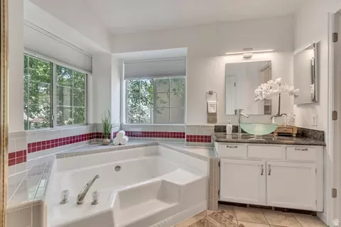 Bath - 7652 S 520 E, Midvale, UT 84047 photo 1 of 4