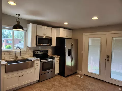 3592 S 2175 E, Millcreek, UT 84109 photo 6