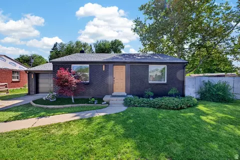 1126 S Redwood Dr W, Salt Lake City, UT 84104