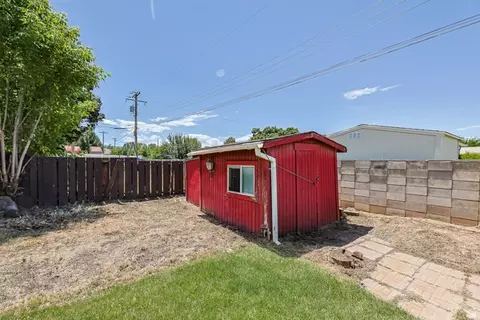 Exterior - 1308 S 400 W, Bountiful, UT 84010 photo 3 of 7