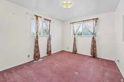 Bedroom - 1308 S 400 W, Bountiful, UT 84010 photo 2 of 6