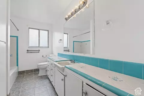Bath - 1308 S 400 W, Bountiful, UT 84010 photo 2 of 3