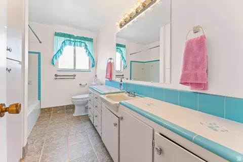 Bath - 1308 S 400 W, Bountiful, UT 84010 photo 1 of 4