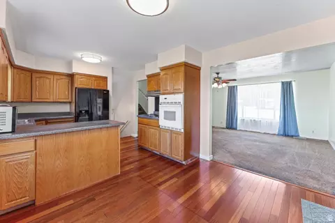 Kitchen - 1308 S 400 W, Bountiful, UT 84010 photo 2 of 4