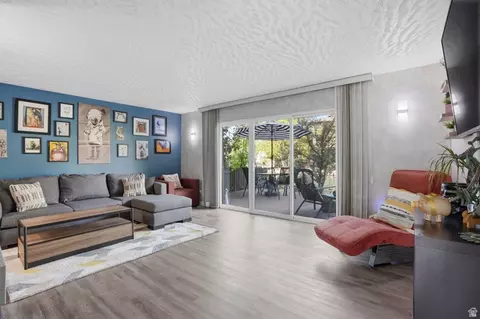 4755 S Pin Tail Ct, Millcreek, UT 84117