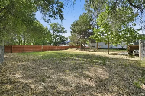 Exterior - 281 W 2000 S, Orem, UT 84058 photo 4 of 7