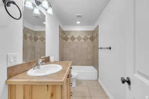 Bath - 487 E 500 N, Ephraim, UT 84627 photo 6 of 6