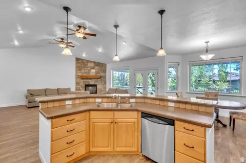 Kitchen - 487 E 500 N, Ephraim, UT 84627 photo 4 of 4
