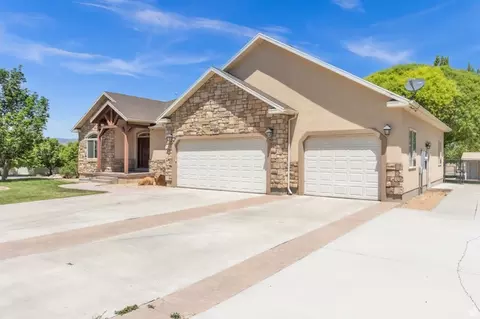 Exterior - 487 E 500 N, Ephraim, UT 84627 photo 2 of 10