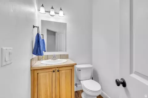 Bath - 487 E 500 N, Ephraim, UT 84627 photo 1 of 6