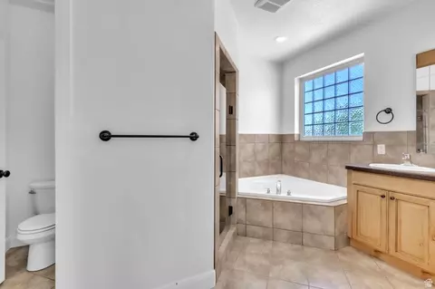 Bath - 487 E 500 N, Ephraim, UT 84627 photo 3 of 6