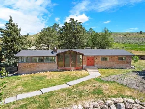 15680 N Beaver Dam Rd, Collinston, UT 84306