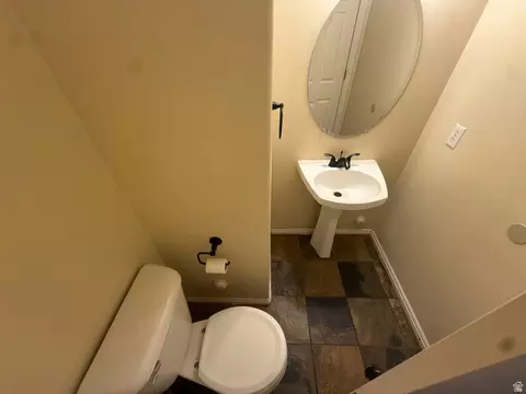 Bath - 710 E Sandy Point Dr, Sandy, UT 84094 photo 1 of 4