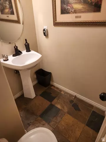 Bath - 710 E Sandy Point Dr, Sandy, UT 84094 photo 1 of 6