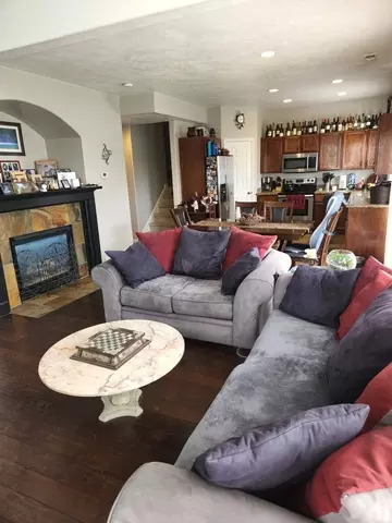 Living - 710 E Sandy Point Dr, Sandy, UT 84094 photo 2 of 2