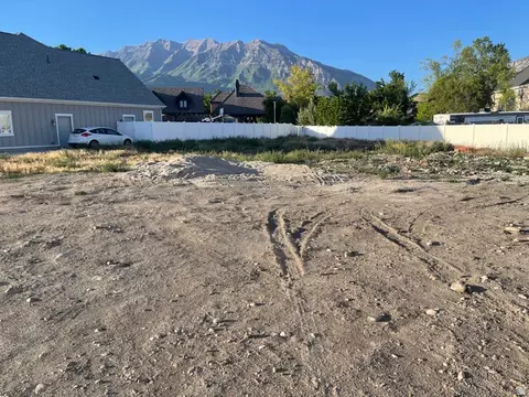 1030 E 20 N, Orem, UT 84097 photo 2