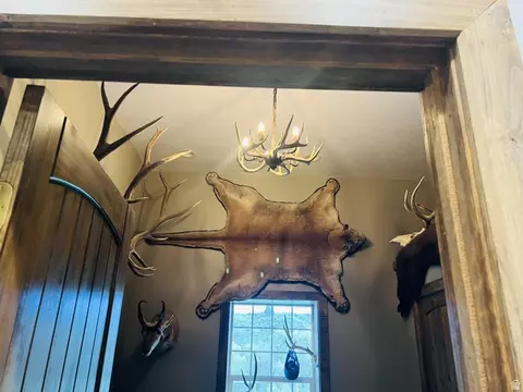 Entry Way - 5166 W 900 N, Dayton, ID 83232 photo 1 of 12