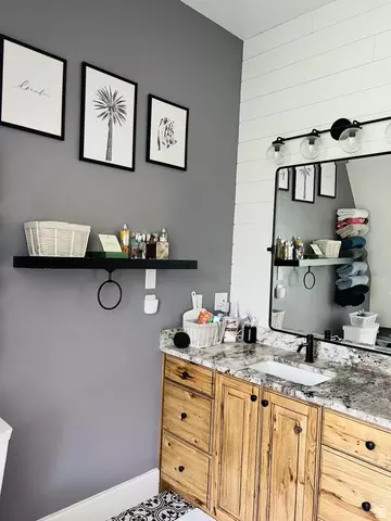 Bath - 5166 W 900 N, Dayton, ID 83232 photo 3 of 5