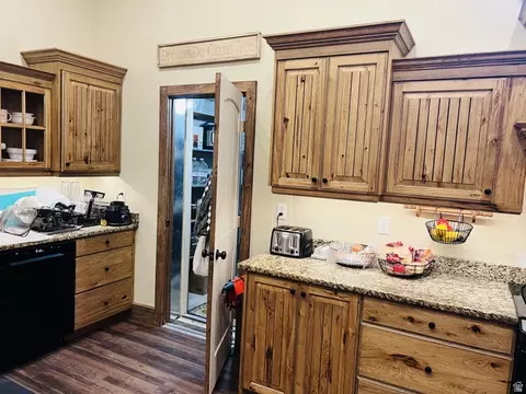 Kitchen - 5166 W 900 N, Dayton, ID 83232 photo 3 of 3