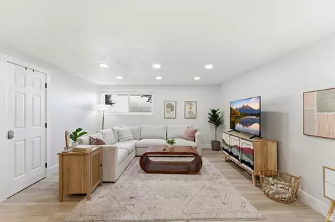 301 E 2700 S #1, South Salt Lake, UT 84115