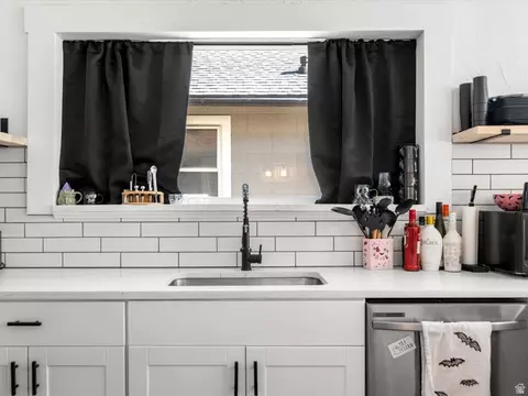 Kitchen - 170 Adams Ave, Ogden, UT 84404 photo 1 of 2
