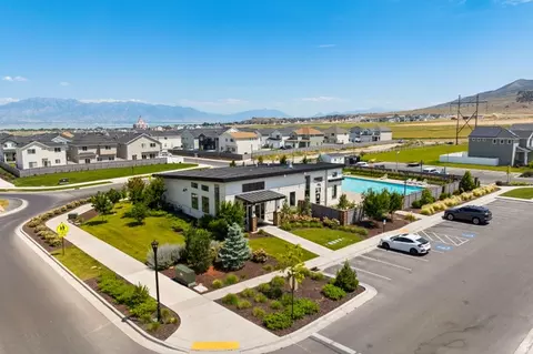 View/Area - 4722 E Lake Corner Dr, Eagle Mountain, UT 84005 photo 10 of 13