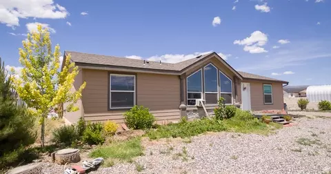 Exterior - 523 N 200 E # 13, Loa, UT 84747 photo 2 of 7