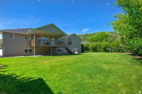 Exterior - 1832 E 7880 S, South Weber, UT 84405 photo 4 of 11