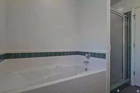 Bath - 1832 E 7880 S, South Weber, UT 84405 photo 2 of 4