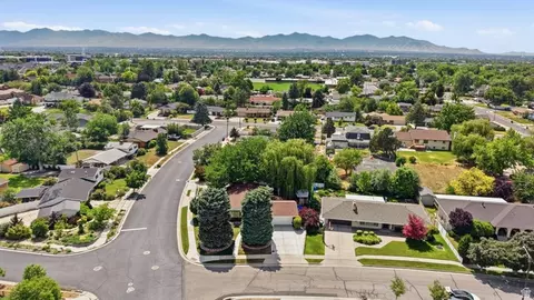 View/Area - 6302 Westridge St, Murray, UT 84107 photo 4 of 5