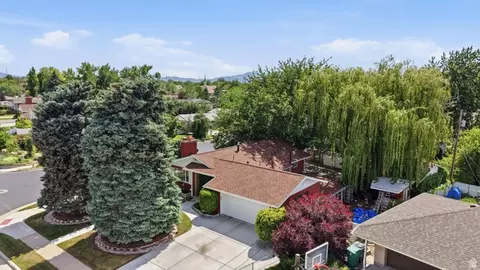 View/Area - 6302 Westridge St, Murray, UT 84107 photo 2 of 5