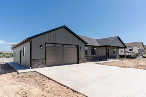 Exterior - 2203 E 1800 S #54, Naples, UT 84078 photo 2 of 2