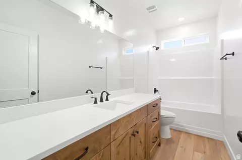 Bath - 2203 E 1800 S #54, Naples, UT 84078 photo 5 of 5