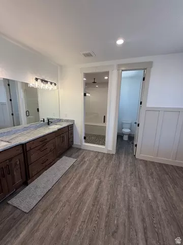 Bath - 1664 Aspen Dr, Logan, UT 84341 photo 1 of 8