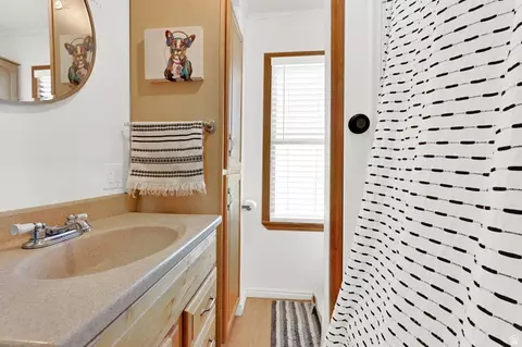 Bath - 1610 E 22nd St S, Ogden, UT 84401 photo 1 of 1