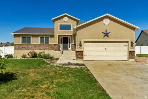 2303 N 300 W, Harrisville, UT 84414
