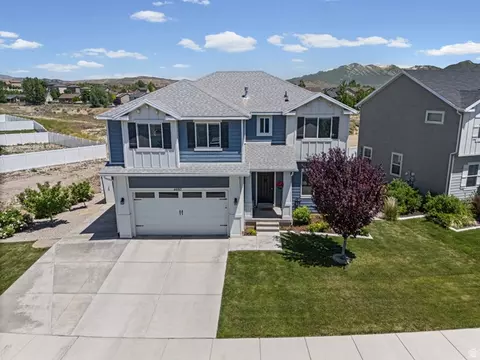 Exterior - 4693 E Silver Ridge Rd, Eagle Mountain, UT 84005 photo 5 of 7