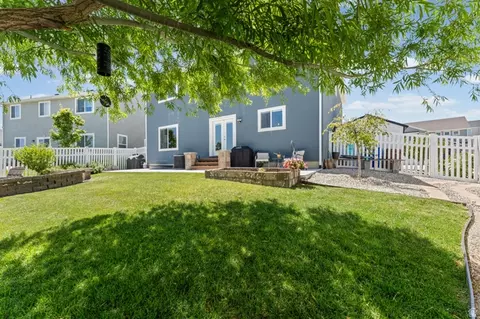 Exterior - 4693 E Silver Ridge Rd, Eagle Mountain, UT 84005 photo 2 of 7