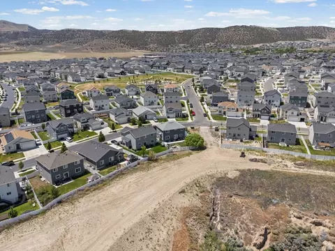 View/Area - 4693 E Silver Ridge Rd, Eagle Mountain, UT 84005 photo 8 of 9