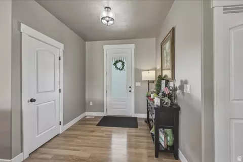 Entry Way - 25695 N 9260 E # 4, Fairview, UT 84629 photo 1 of 5
