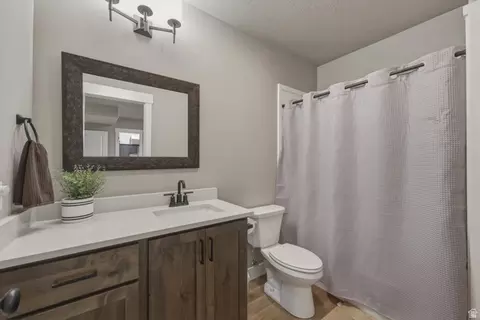 Bath - 25695 N 9260 E # 4, Fairview, UT 84629 photo 2 of 5