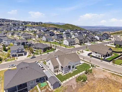 View/Area - 14717 E Canyon End Dr, Draper, UT 84020 photo 6 of 6