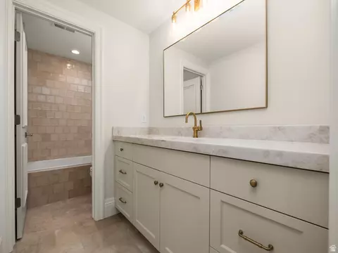 Bath - 14717 E Canyon End Dr, Draper, UT 84020 photo 6 of 6
