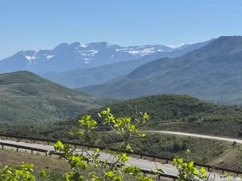 9317 N Reservoir Ct #DS27, Kamas, UT 84036