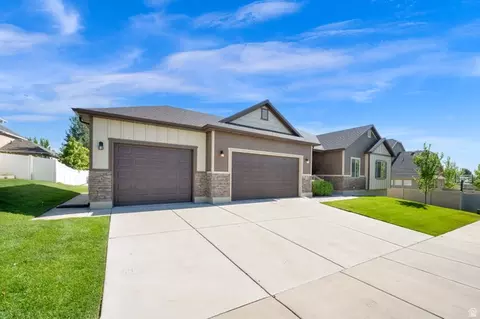 Exterior - 1176 E 800 S, Provo, UT 84606 photo 2 of 10