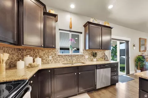 Kitchen - 1176 E 800 S, Provo, UT 84606 photo 3 of 6