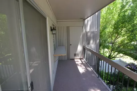 Exterior - 1557 E Waterbury Dr #D, Murray, UT 84121 photo 3 of 6