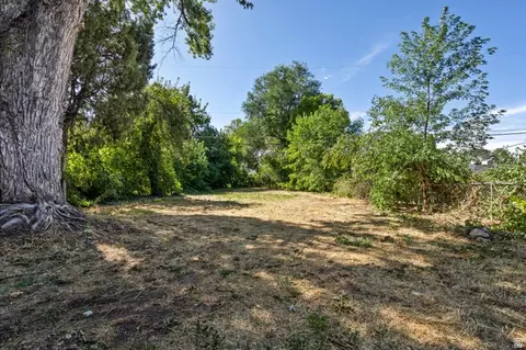 Exterior - 3323 Jackson Ave, Ogden, UT 84403 photo 6 of 10