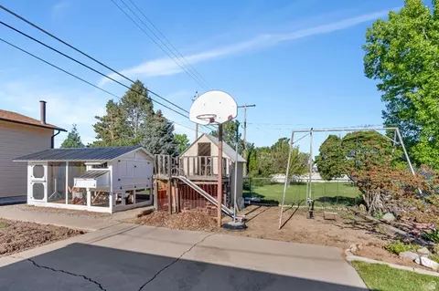 Exterior - 634 E 400 N, Orem, UT 84097 photo 9 of 12